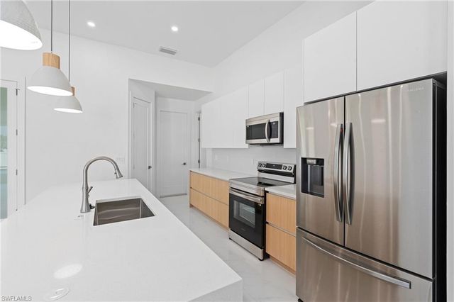 3920 SW 20th PL, Cape Coral, FL 33914