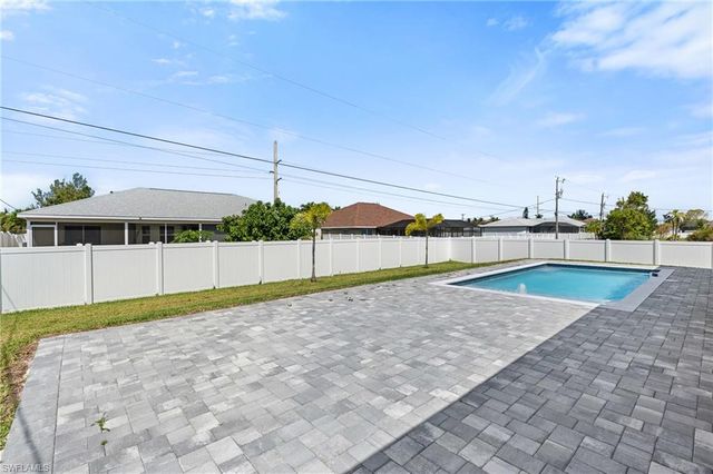 3920 SW 20th PL, Cape Coral, FL 33914