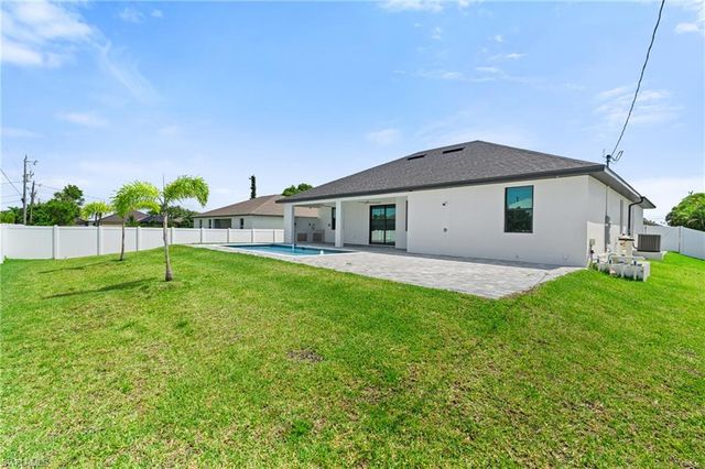 3920 SW 20th PL, Cape Coral, FL 33914