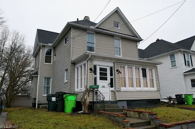 284 3rd Street NW, Barberton, OH 44203