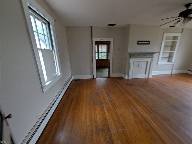 29 N Court ST, Windsor, VA 23487