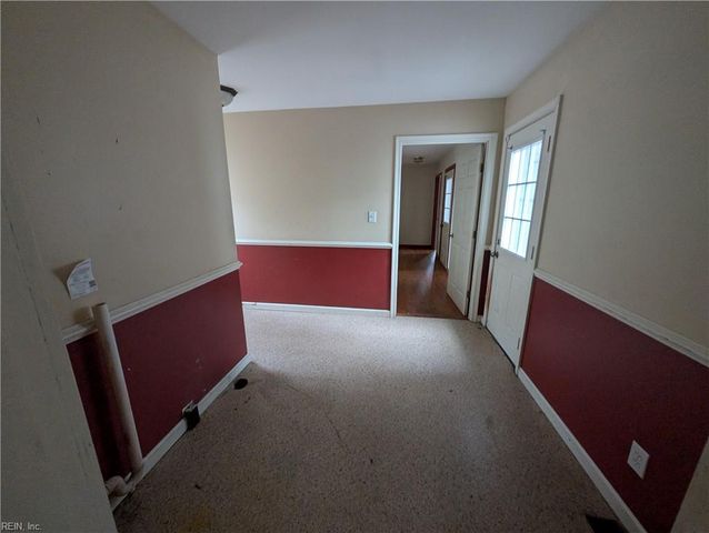 29 N Court ST, Windsor, VA 23487