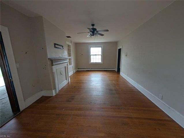 29 N Court ST, Windsor, VA 23487