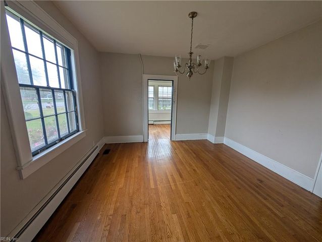 29 N Court ST, Windsor, VA 23487