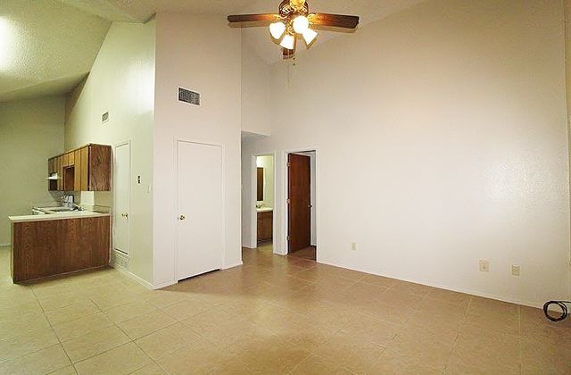 1110 Curtis Drive, Weatherford, TX 76086