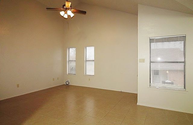 1110 Curtis Drive, Weatherford, TX 76086