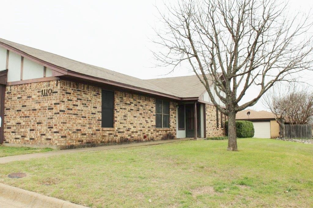 1110 Curtis Drive, Weatherford, TX 76086