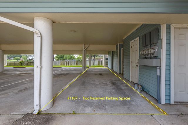 18617 Egret Bay Boulevard 1107, Webster, TX 77058