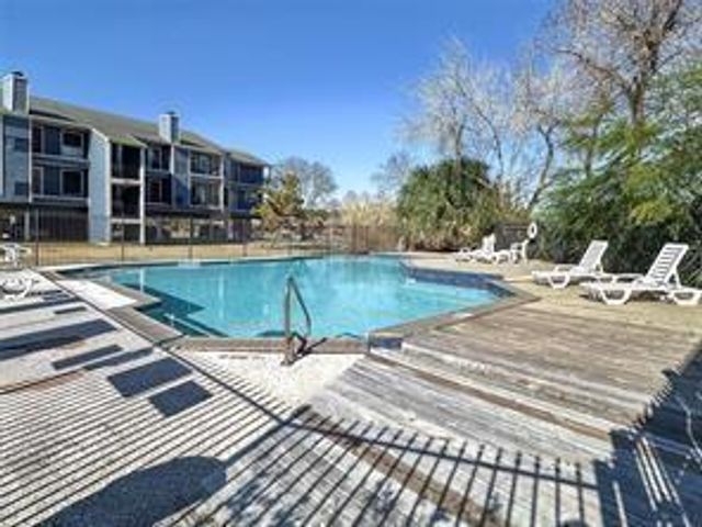 18617 Egret Bay Boulevard 1107, Webster, TX 77058