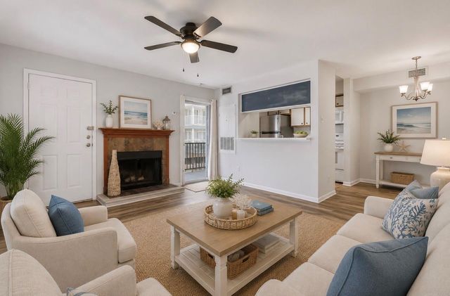 18617 Egret Bay Boulevard 1107, Webster, TX 77058