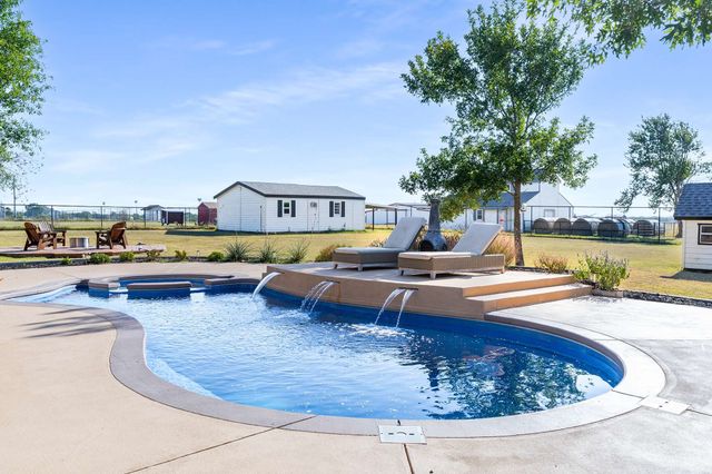 10638 County Road 1016, Burleson, TX 76028