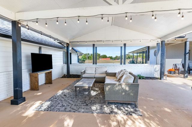 10638 County Road 1016, Burleson, TX 76028