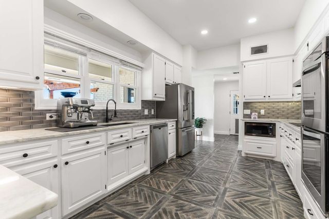 10638 County Road 1016, Burleson, TX 76028