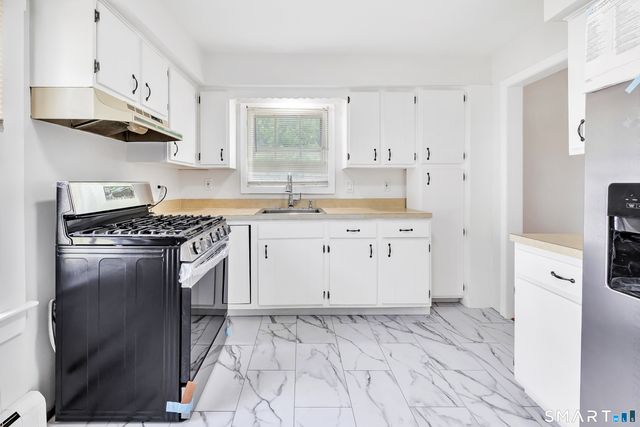 106 Brookdale Lane, Waterbury, CT 06705