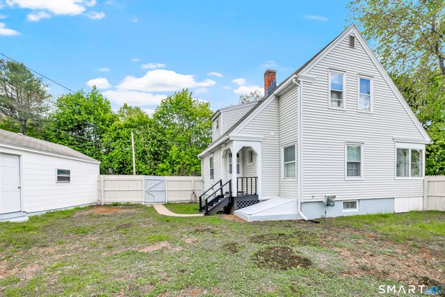 106 Brookdale Lane, Waterbury, CT 06705