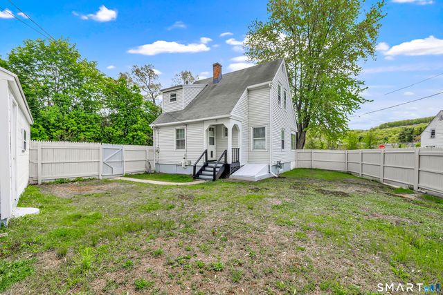 106 Brookdale Lane, Waterbury, CT 06705