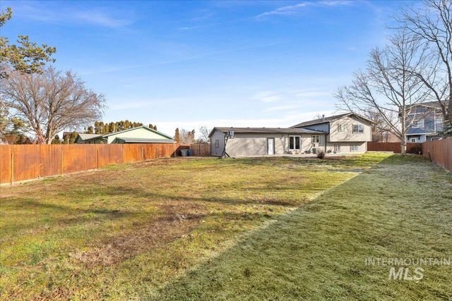 10667 W Cranberry St, Boise, ID 83713