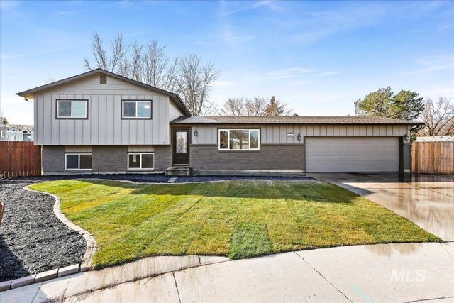 10667 W Cranberry St, Boise, ID 83713