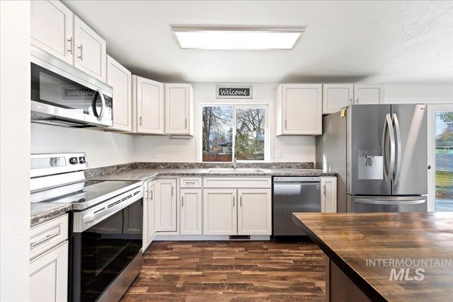 10667 W Cranberry St, Boise, ID 83713