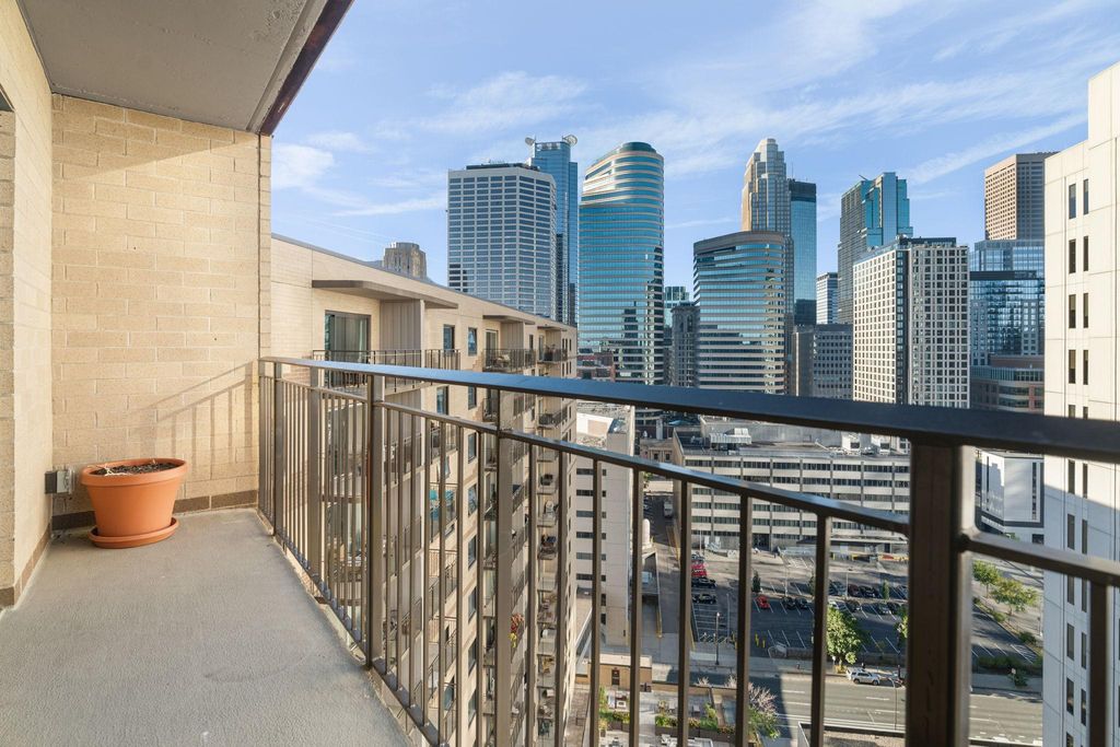 121 Washington Avenue S 1915, Minneapolis, MN 55401