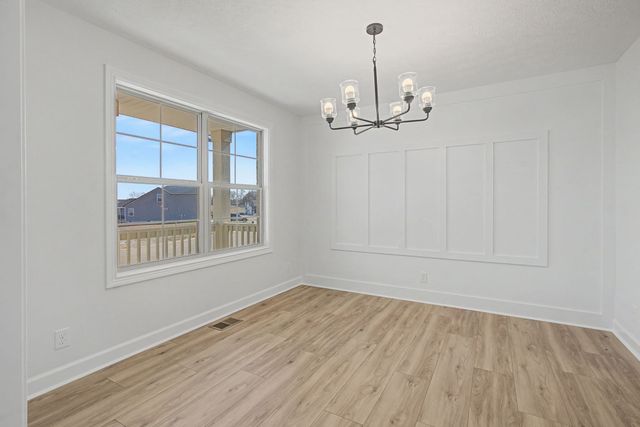 854 Burley Barn Rd, Clarksville, TN 37042