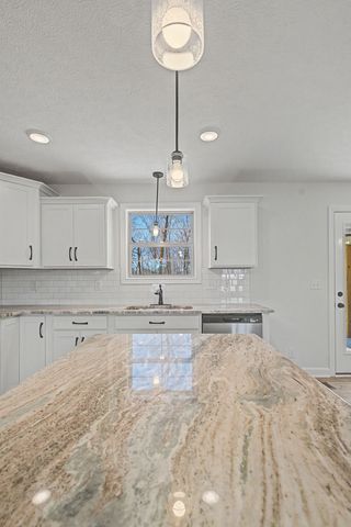 854 Burley Barn Rd, Clarksville, TN 37042