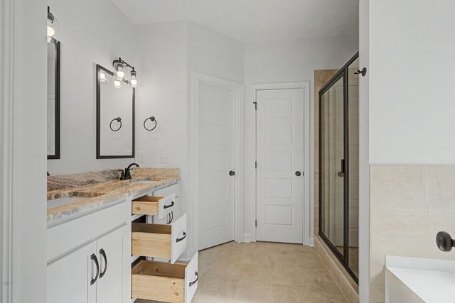 854 Burley Barn Rd, Clarksville, TN 37042