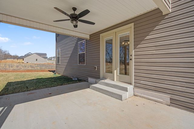 854 Burley Barn Rd, Clarksville, TN 37042