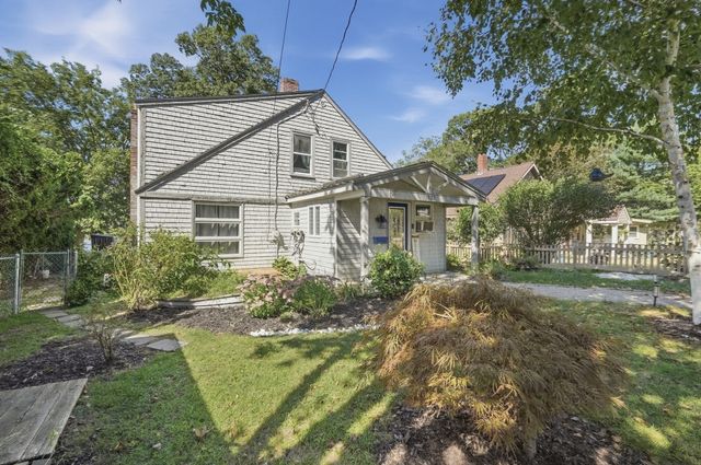 1533 Morton Avenue, New Bedford, MA 02745