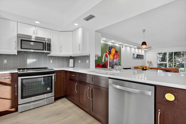 3306 Aruba Way D2, Coconut Creek, FL 33066