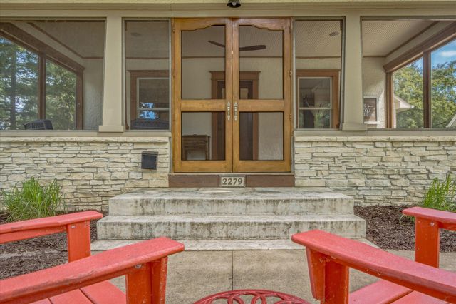 2279 8th Street, White Bear Lake, MN 55110