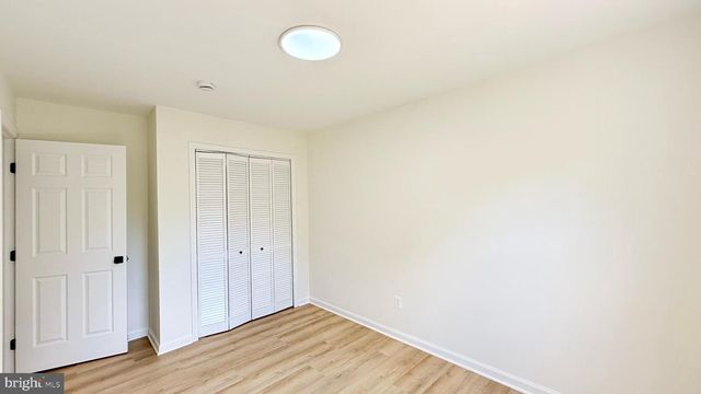 501 TAVENNER CT, Sterling, VA 20164