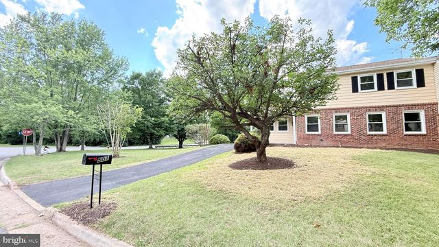 501 TAVENNER CT, Sterling, VA 20164