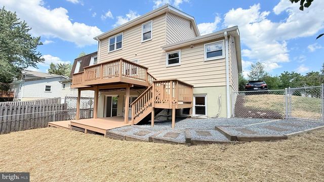 501 TAVENNER CT, Sterling, VA 20164