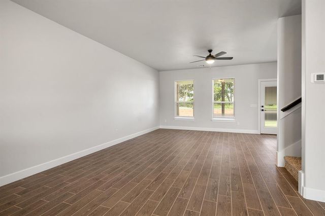 2381 Clubhouse Drive, Blanchard, OK 73010