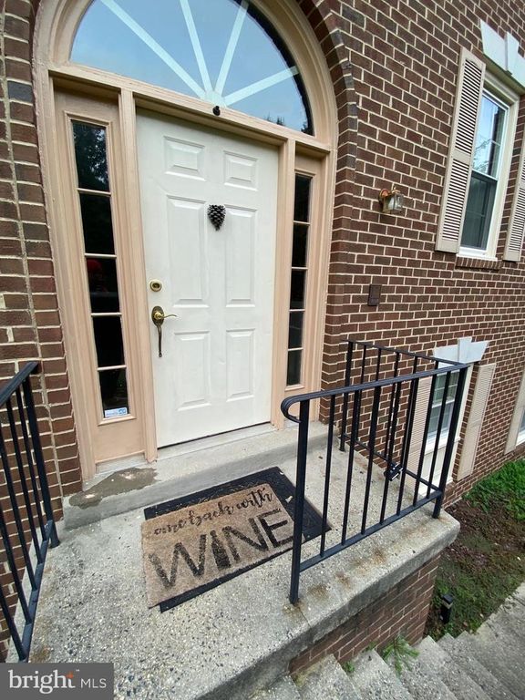 7429 SALFORD CT, Alexandria, VA 22315