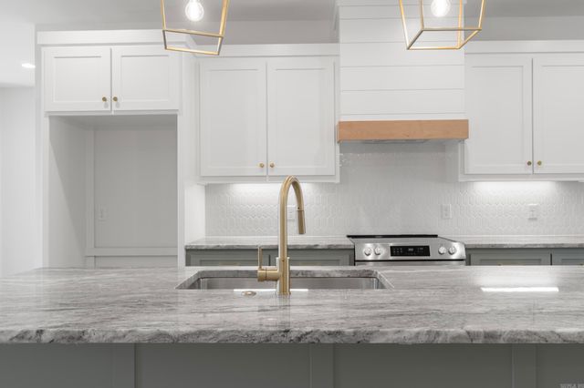 11 Morning Sun Cove, Greenbrier, AR 72058