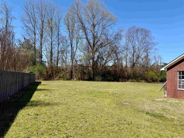 196 Angela Dr, Clarksville, AR 72830