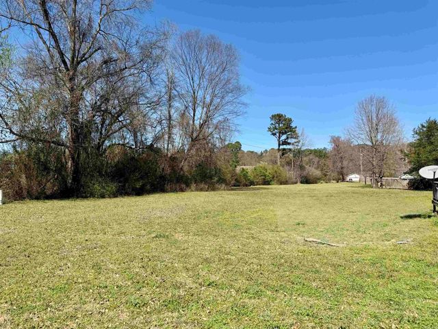 196 Angela Dr, Clarksville, AR 72830