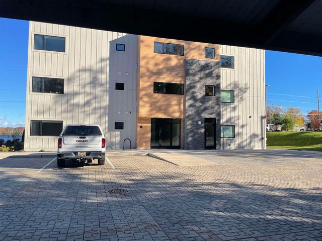 225 E Seventeenth Street, Traverse City, MI 49684