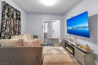 82 Shaw Ave, Newark City, NJ 07112