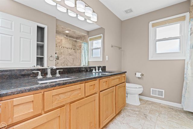 48037 Lafayette Drive, Macomb, MI 48044