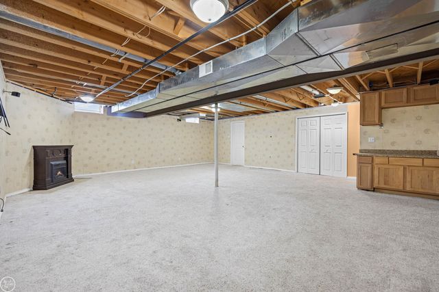 48037 Lafayette Drive, Macomb, MI 48044