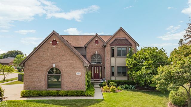 48037 Lafayette Drive, Macomb, MI 48044