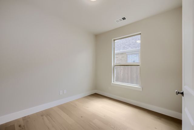 1636 Cornwall Avenue, Fort Worth, TX 76052