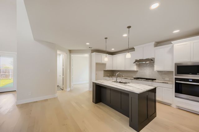 1636 Cornwall Avenue, Fort Worth, TX 76052