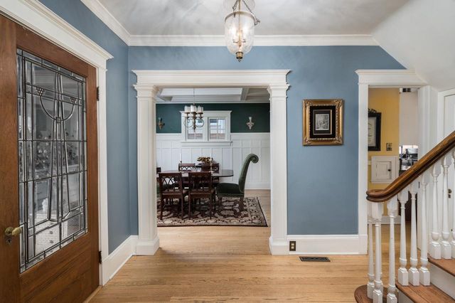 2312 E Linnwood AVENUE, Milwaukee, WI 53211