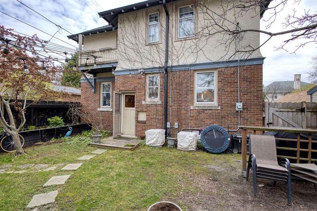 2312 E Linnwood AVENUE, Milwaukee, WI 53211