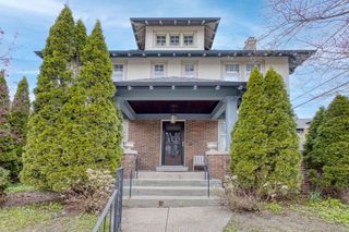 2312 E Linnwood AVENUE, Milwaukee, WI 53211