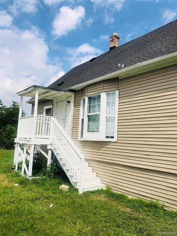 6047 Hartford St, Detroit, MI 48210